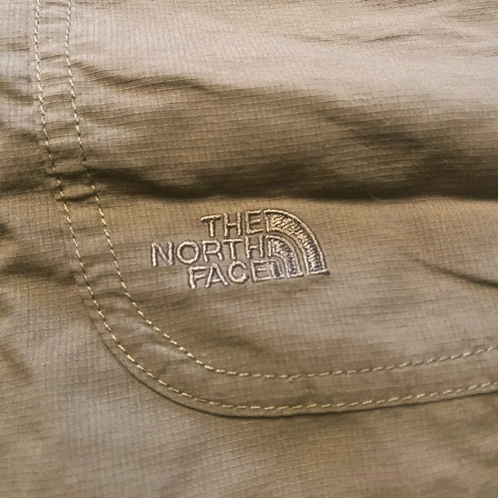 The North Face Women’s Hiking Olive Cargo Shorts